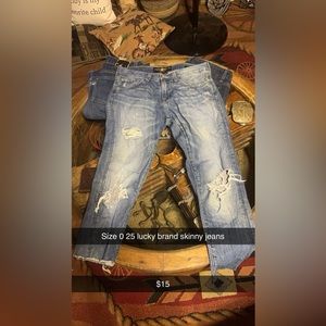 Size 0/25 lucky brand skinny jeans